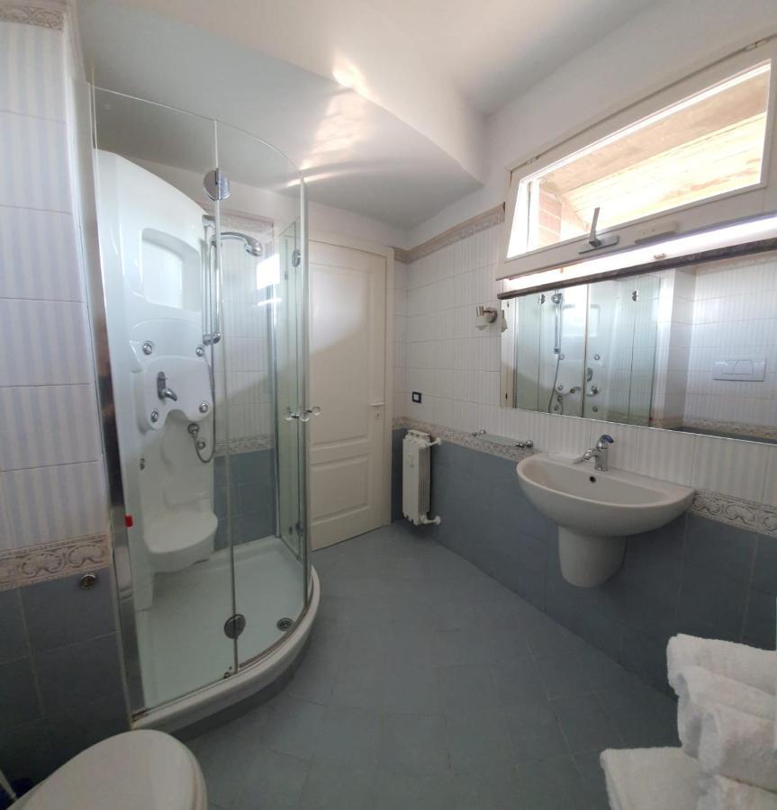 פרוג'ה B&B Metro' מראה חיצוני תמונה